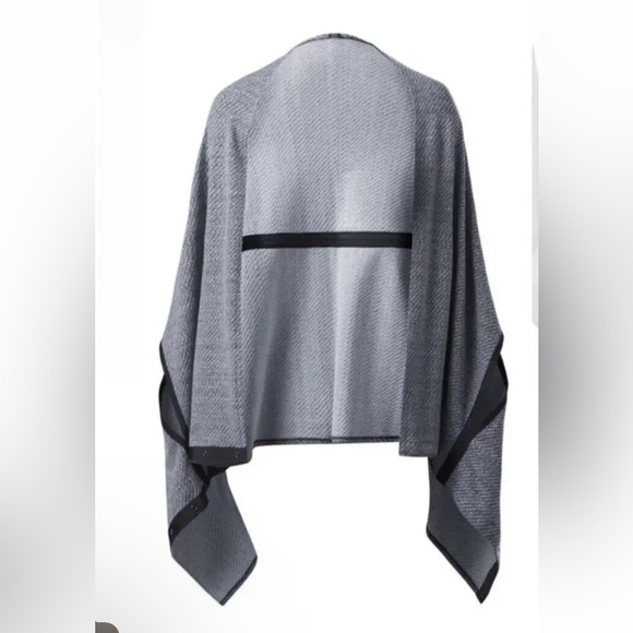 Lululemon Vinyasa Scarf  Rulu Parallel Stripe Pigment Gray Heathered Black - Picture 4 of 5